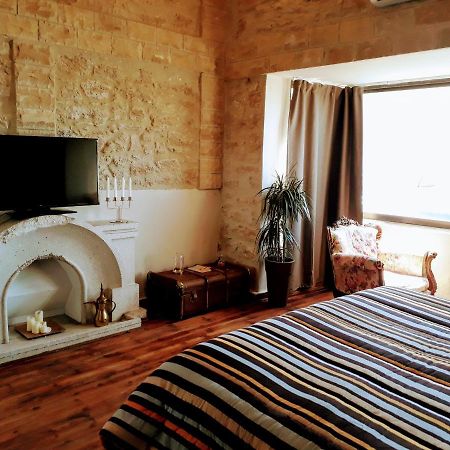 Karavella Vintage Apartment Paphos Eksteriør bilde