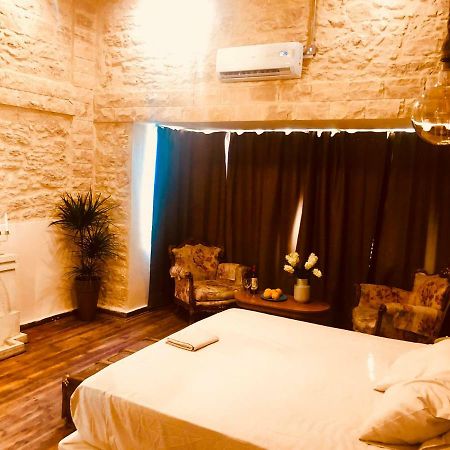 Karavella Vintage Apartment Paphos Eksteriør bilde