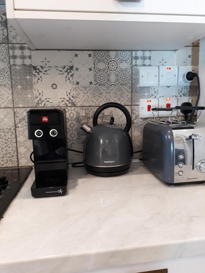 Karavella Vintage Apartment Paphos Eksteriør bilde