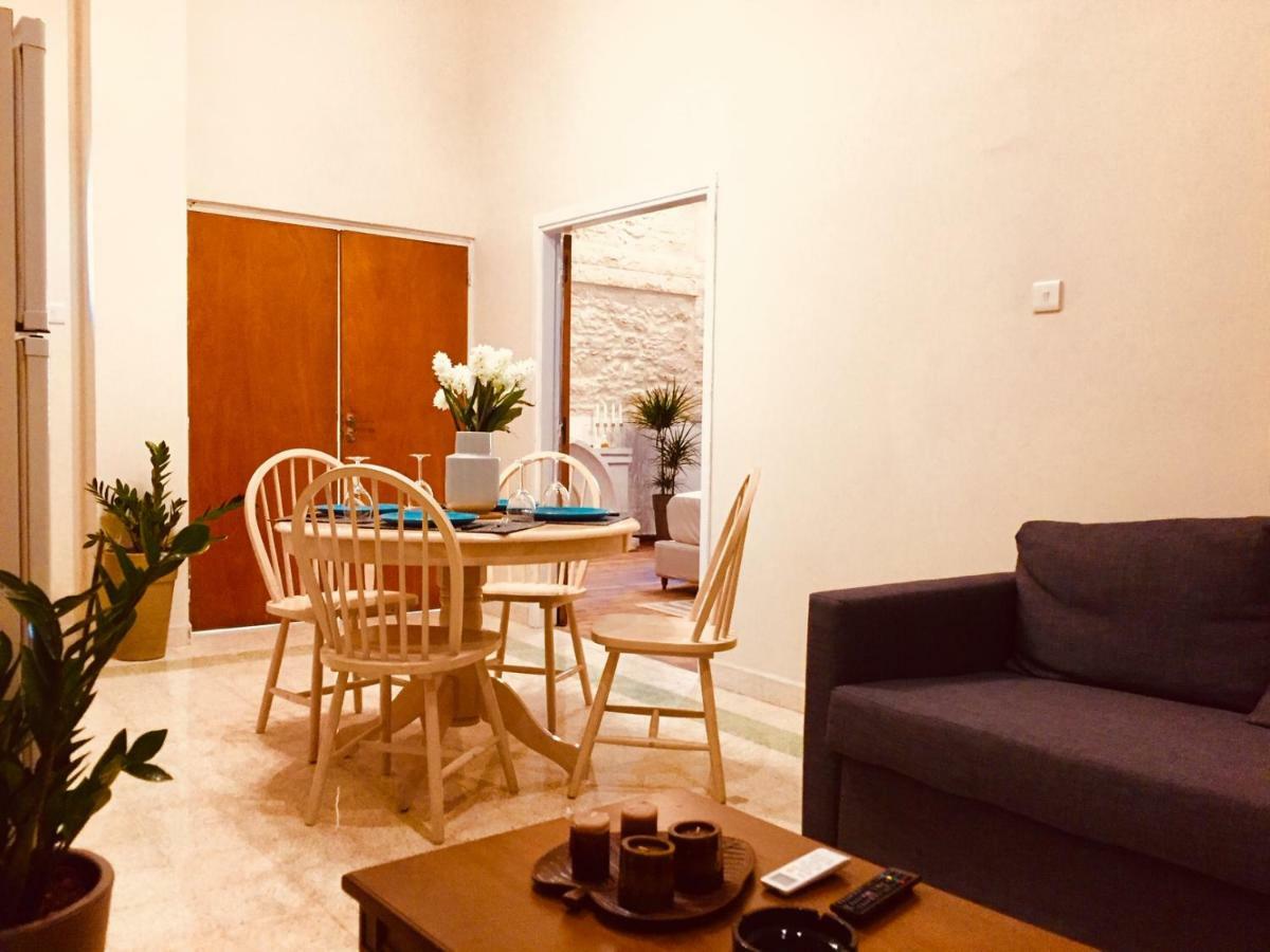 Karavella Vintage Apartment Paphos Eksteriør bilde