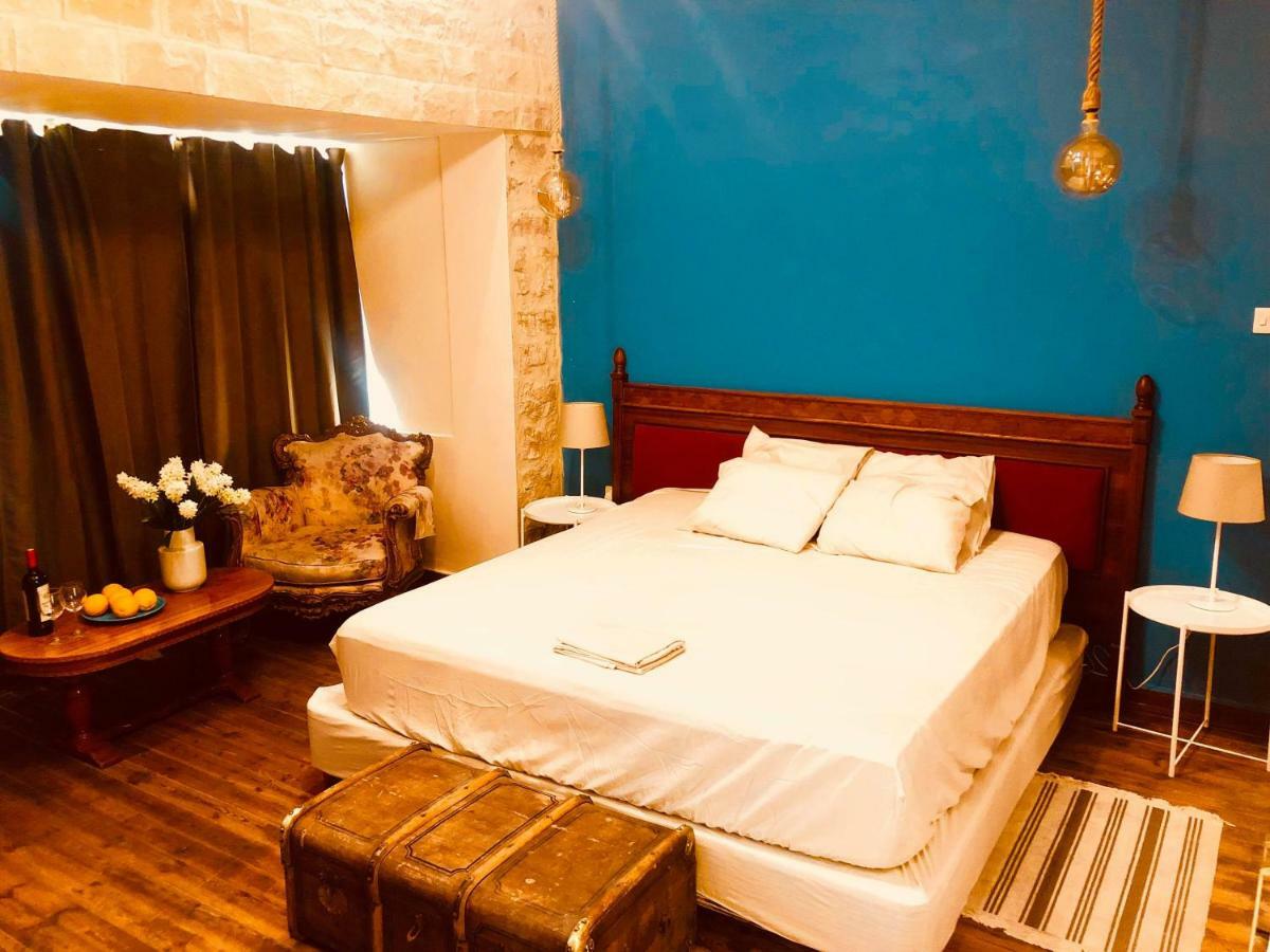 Karavella Vintage Apartment Paphos Eksteriør bilde