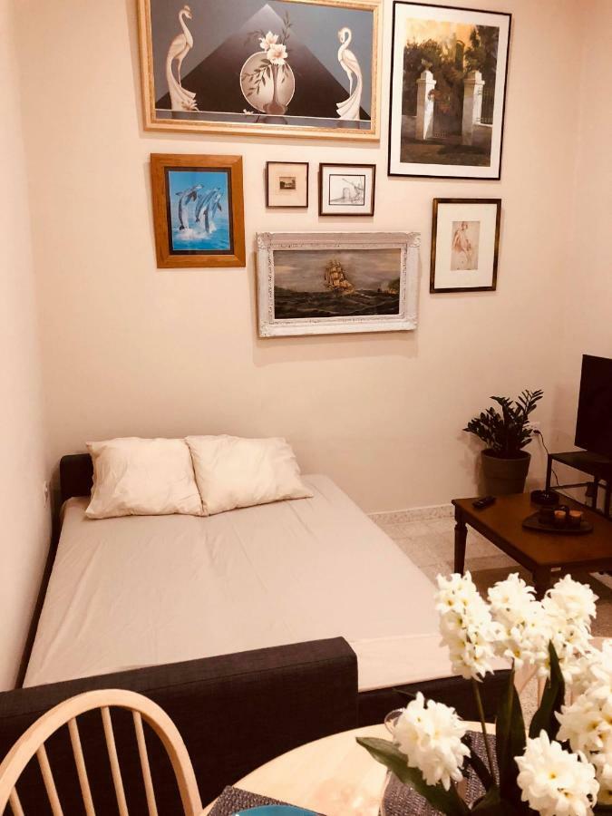 Karavella Vintage Apartment Paphos Eksteriør bilde